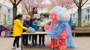 A warm, simple parent guide to states of matter for kids. Short explanations, playful demos, and safety tips to spark curiosity tonight. Quick lists and easy ideas you can try on a walk or at the kitchen counter.