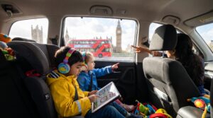 Simple, child-friendly Big Ben facts for kids. Discover the bell, clock faces, timeline, chimes, a tiny pendulum experiment, visiting notes for UK families, and Storypie listening links for ages 3 to 12.