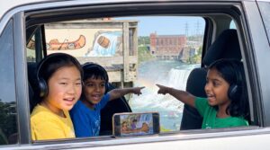 A warm, kid-friendly Niagara Falls family guide. Learn quick facts, history, power and park highlights, safe activities, and simple tips for visiting with children. Perfect for parents and teachers planning a curious family outing.