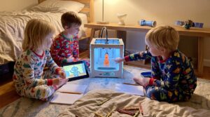 A warm, clear guide to the 3D printer for kids. Learn how it works, safety basics, starter projects, and simple maintenance. Perfect for parents and teachers who want hands-on, low-stress making and wonder.