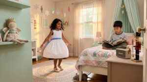 A warm, family-friendly guide to The Nutcracker ballet. Learn its creators, key musical highlights, family tips, and quick activities to extend the magic. Short listening rituals make this ballet a perfect first orchestra experience for children.