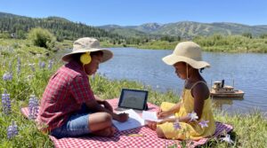 A lively, short guide to steamboats for kids. Discover how steam powered paddlewheels, simple history bites like the Clermont, quick facts, and a fun drawing activity for families.