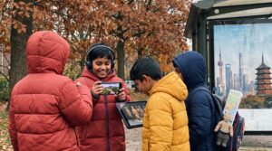 Explore China for kids in ten-minute Storypie episodes. Visit the Great Wall, pandas, and festivals. Try quick crafts, three Mandarin words, or a Silk Road sticker map. Perfect for school runs and curious little explorers.